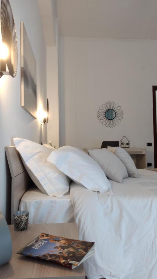 Villa La Casa Dell'Arte à Naples Extérieur photo