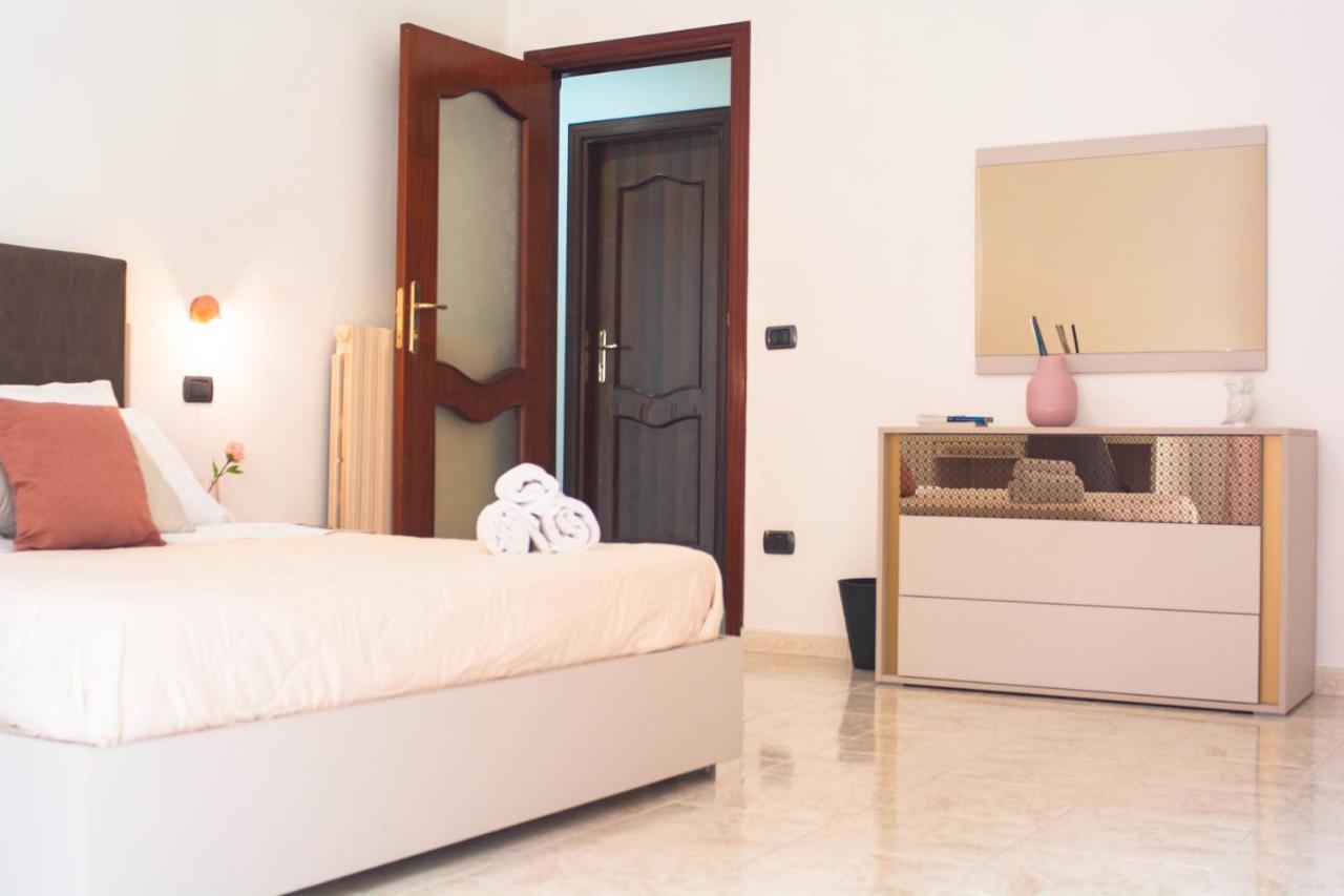 Villa La Casa Dell'Arte à Naples Extérieur photo